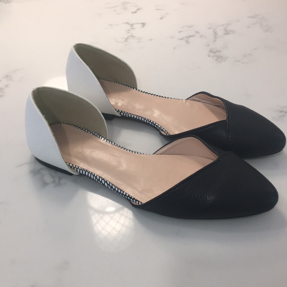 White & Black Flats